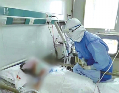 “在隔離病區(qū)里過(guò)生日，我永生難忘”