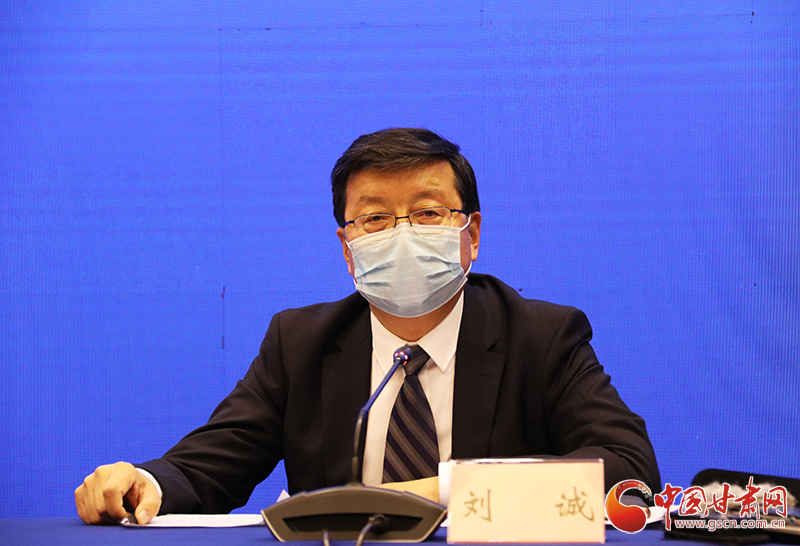 甘肅省人社廳：落實落細(xì)“四個確?！贝胧?實現(xiàn)貧困人口基本養(yǎng)老保險全覆蓋（圖）