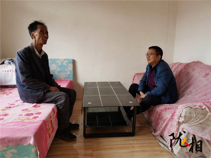 【隴人相】以扶貧為己任 把村民當親人——記元古堆村黨支部第一書記、駐村幫扶工作隊隊長陳元兵