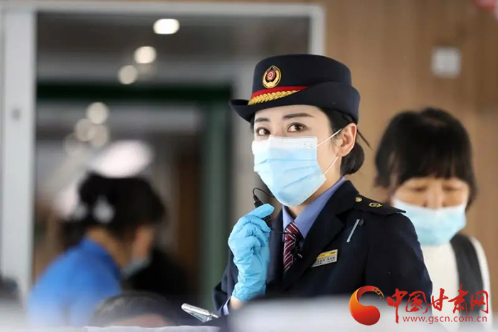 農(nóng)歷小年火車票今起開搶！這些信息你要知道