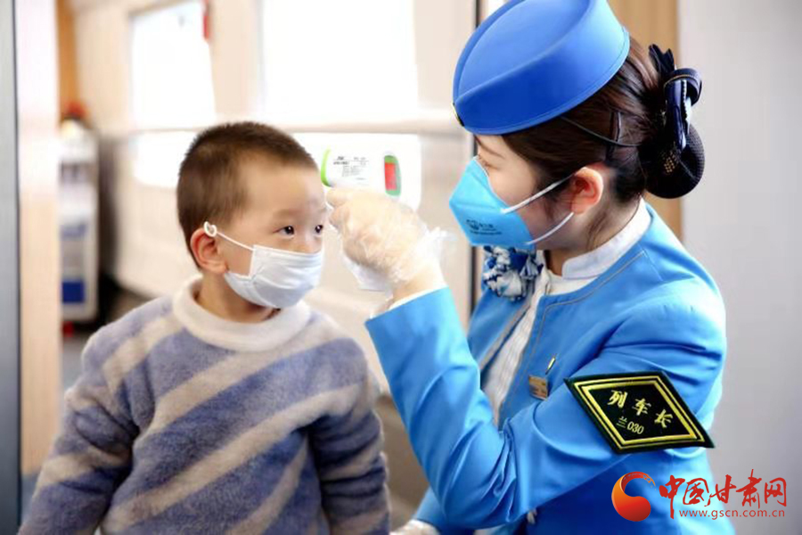 回家路上，請配合疫情防控要求 