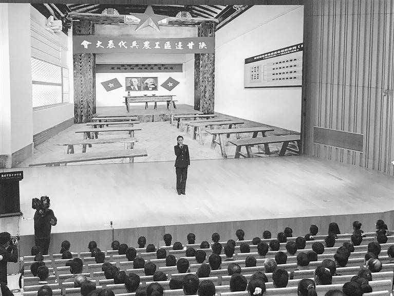 蘭州市開展“學(xué)黨史、頌黨恩、跟黨走”紅色文化進校園活動