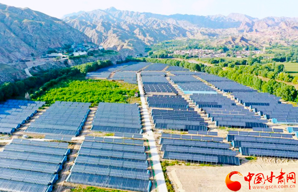 【奮斗百年路 啟航新征程 脫貧攻堅(jiān)答卷】以村為家，把貧困戶當(dāng)家人——記全國(guó)脫貧攻堅(jiān)先進(jìn)個(gè)人錢(qián)有