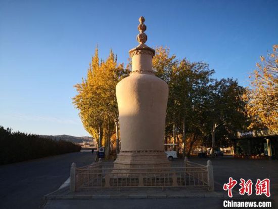 圖為2020年11月，沐浴在晨光中的莫高窟道士塔。(資料圖) 馮志軍 攝