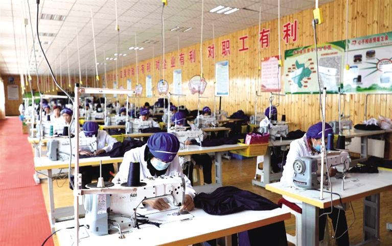 把村民脫貧致富當(dāng)成自己的事 方大集團(tuán)累計投入資金5.5億元 落地實(shí)施產(chǎn)業(yè)幫扶項目27個