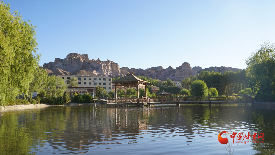 【小康圓夢(mèng)·看甘肅】肅南：鄉(xiāng)村旅游托起百姓富?！敖痫埻搿?>
        </a><em>【小康圓夢(mèng)·看甘肅】肅南：鄉(xiāng)村旅游托起百姓富?！敖痫埻搿?/em></li>
    <li><a  target=