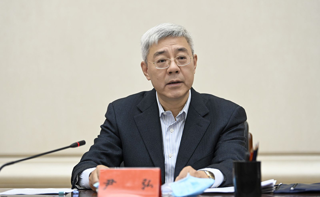 尹弘在省委網(wǎng)絡(luò)安全和信息化委員會第二次全體會議上強調(diào) 健全網(wǎng)絡(luò)綜合治理體系 提升管網(wǎng)治網(wǎng)用網(wǎng)水平 更好服務保障全省高質(zhì)量發(fā)展和安全穩(wěn)定大局