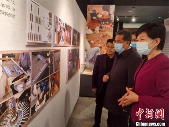 圖為展覽現(xiàn)場?！●T志軍 攝