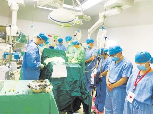 萍萍，謝謝你曾經(jīng)來(lái)過(guò)!蘭州一名11歲女孩不幸離世，父母捐獻(xiàn)女兒器官