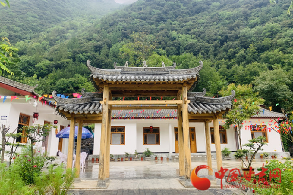 【甘快看】隴南徽縣：人居環(huán)境大變樣 美麗鄉(xiāng)村入畫(huà)來(lái)